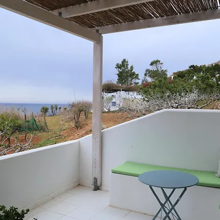 Kathys Island Retreat Apartmanhotel 4*