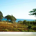 Kathys Island Retreat 4* Adia