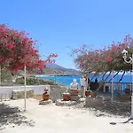 Kathys Island Retreat 4* Adia