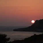 Kathys Island Retreat 4* Adia