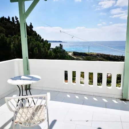 Kathys Island Retreat 4* Adia