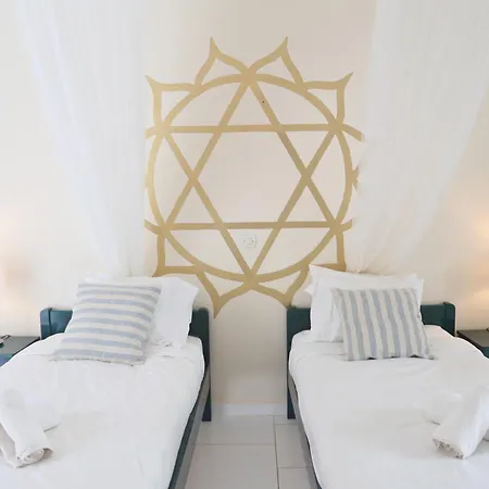Kathys Island Retreat מלון דירות