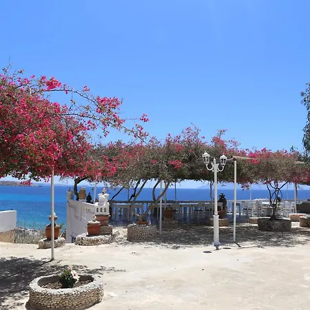 Kathys Island Retreat Apartahotel Adia