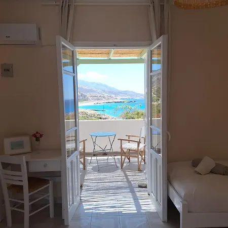 Kathys Island Retreat Apartahotel 4*