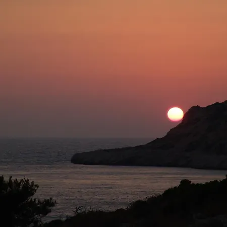 Kathys Island Retreat 4* Adia